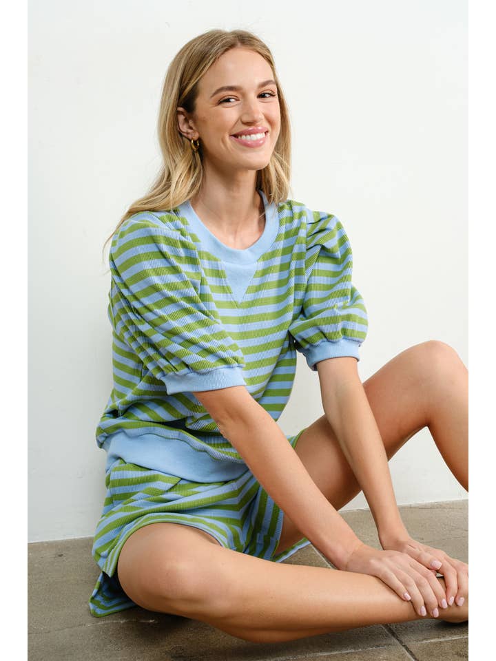 Promise LA – Großhandel Sweatshirt – Damen – Sweatshirt mit farbigem Streifen und Puffärmeln im Resort-Stil15