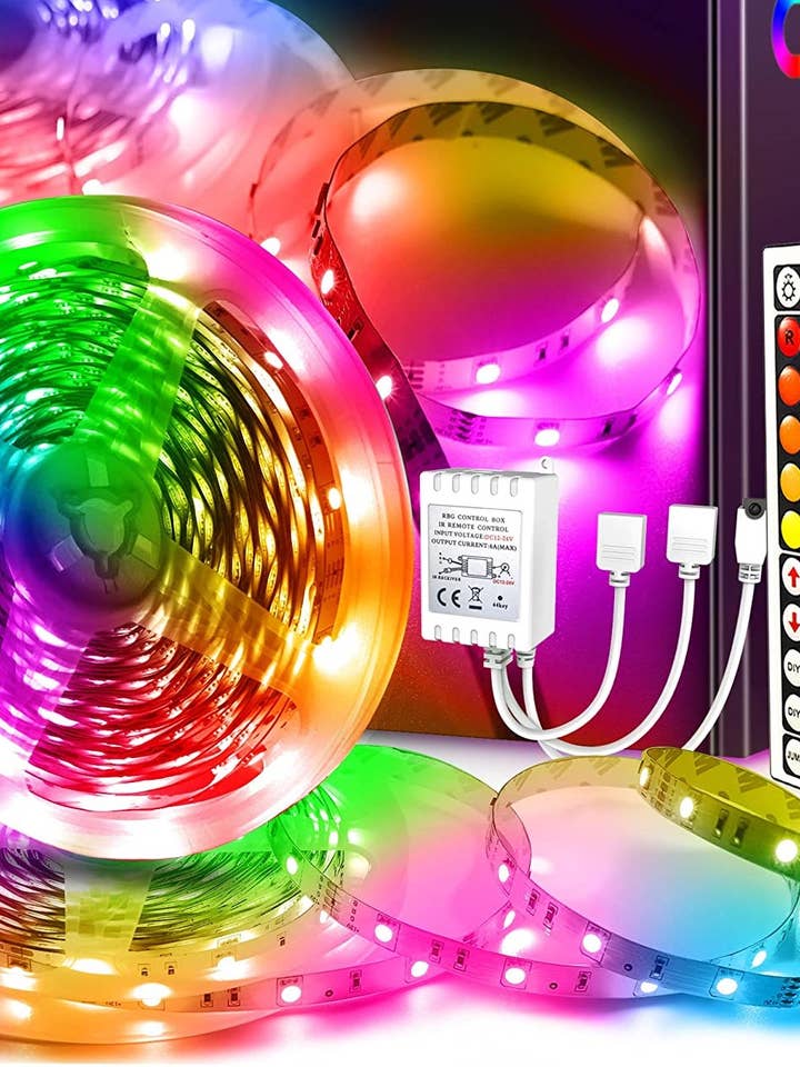 300 LED 32ft Strip Light Complete Kit for wholesale by Perfect Holiday