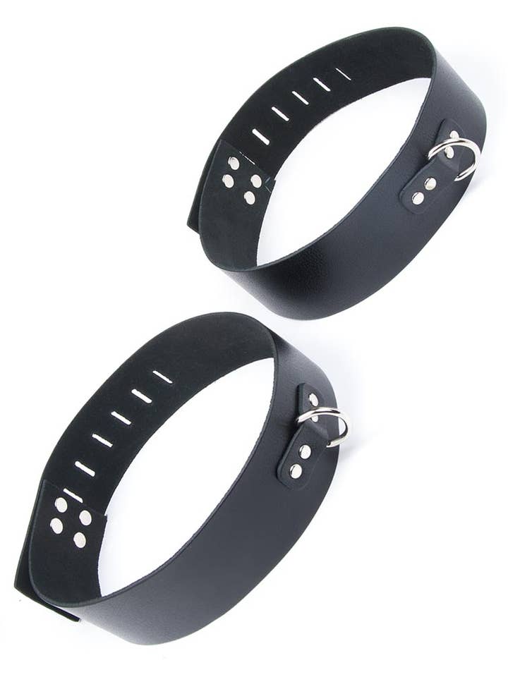 Coussinets de cuisse pour la vente par The Stockroom