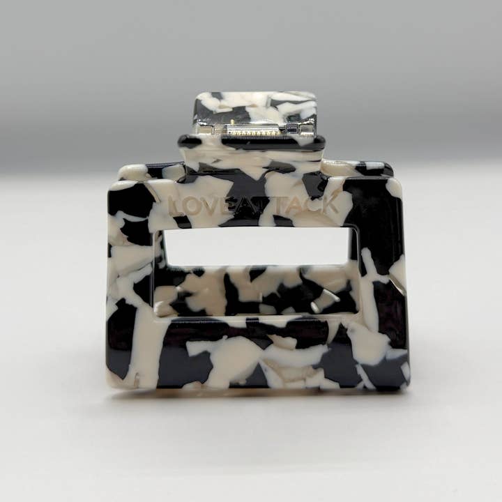 Love Attack - Wholesale Hair Clip - Women's - Raya Cellulose Acetate Hair Claw Clips32