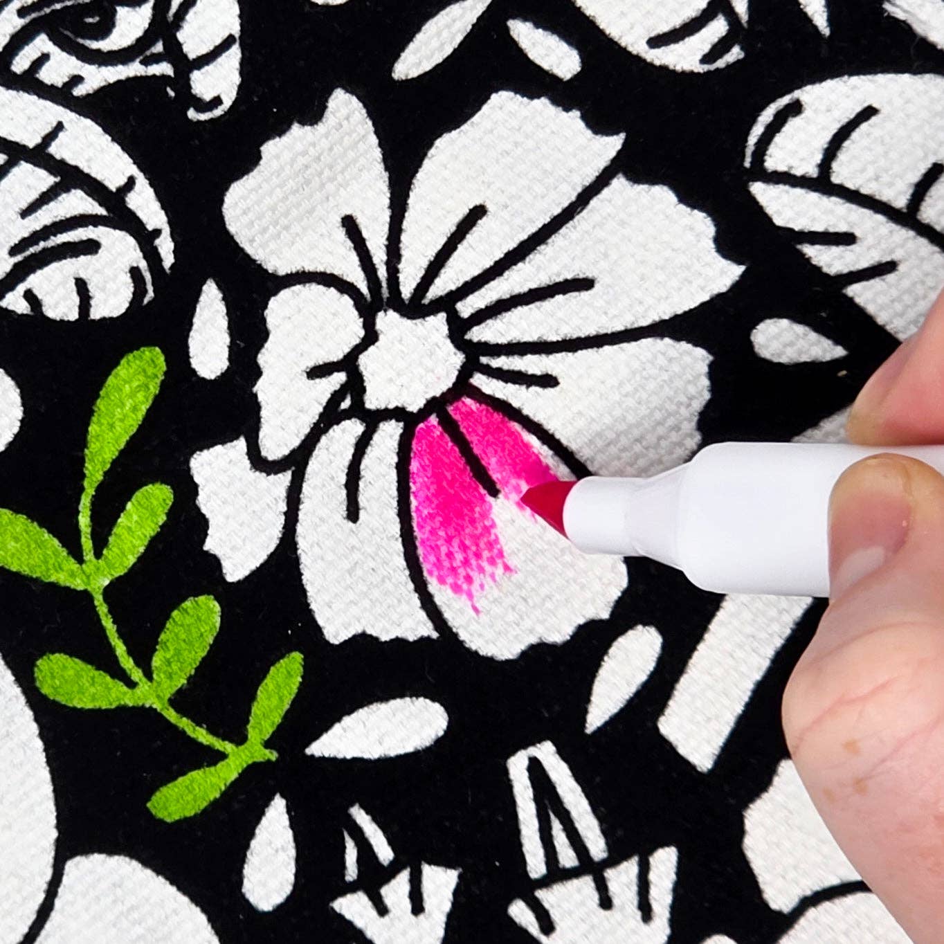 Coloring Your Own - Wholesale Marker - Color Your Own: 36-Piece Dual Tip Marker Pack6