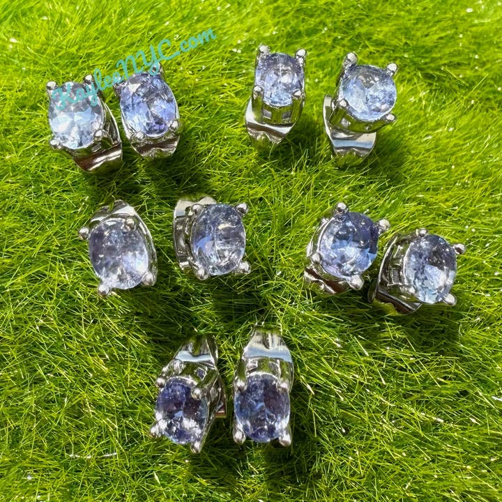 Pendientes de botón de plata de ley 925 con tanzanita natural para venta al por mayor de KayleeNYC