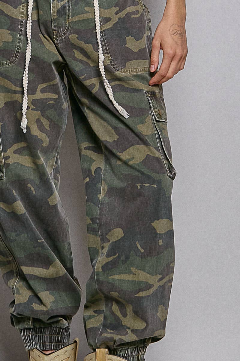 Pol Clothing - Wholesale Pants - Women's - Pocket detailed Camo Jogger Pant6