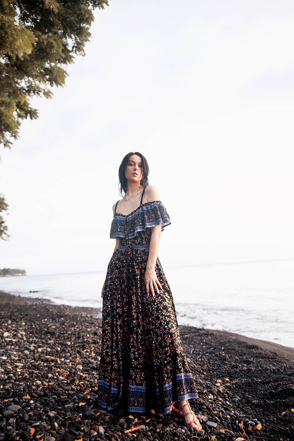 Moonless Schwarz Jolie Maxikleid - Moonless Black für den Großhandel auf Faire7