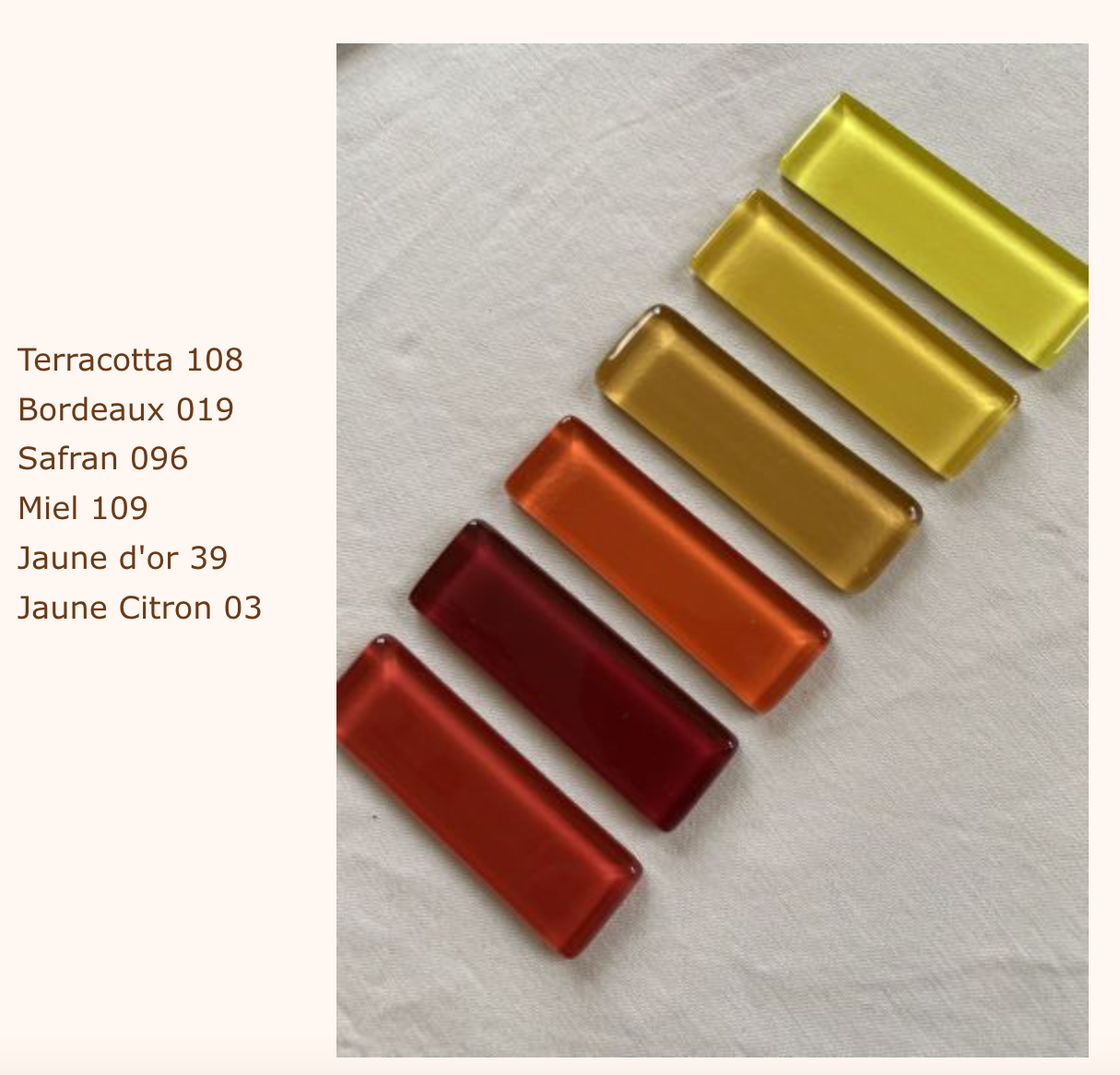 VerreLabDeco - Wholesale Decorative Tabletop Object - Table knife holder, tableware design15