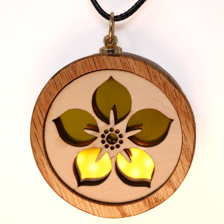 Colar Magnimod | Flor Pentas | Atacado por atacado de King & Kindred