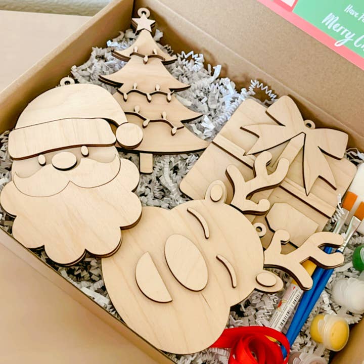 OBX Prep - Wholesale DIY Craft Kit - Christmas Kids' Ornament DIY Painting Kit w Santa, Reindeer,11