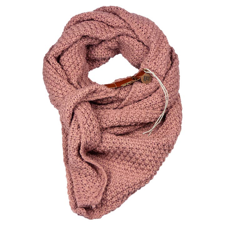 Gebreide driehoekige sjaal Lot Old Pink voor wholesale door LOT83