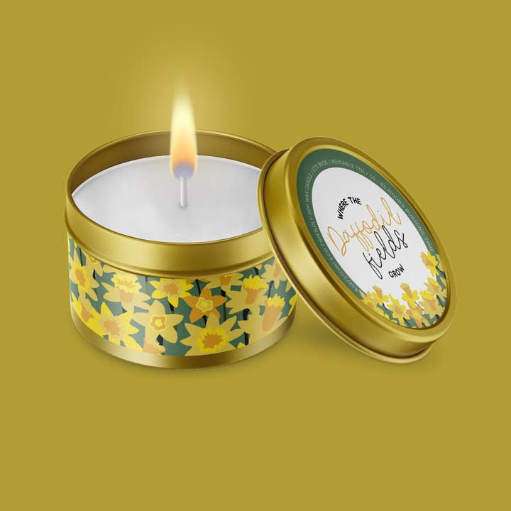 Där DAFFODIL FIELDS Grow Candle för wholesale av Max Rocks