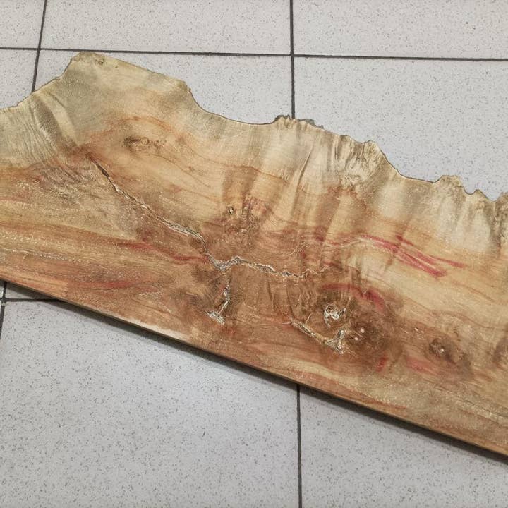 Planche de bois d'érable madré pour l'ébénisterie. pour la vente par Prut63683