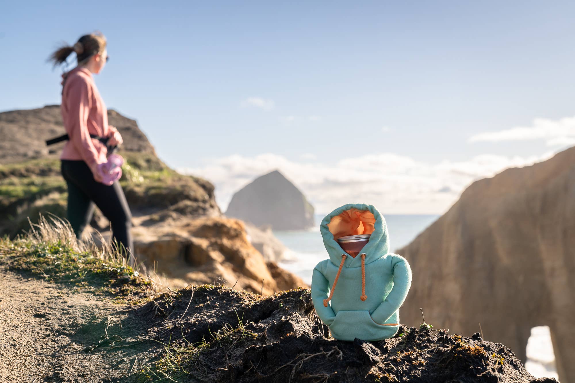 Puffin Drinkwear - Wholesale Sweatshirt - Unisex - Insulated Beverage Cooler - The Hoodie - Seafoam & Apricot8