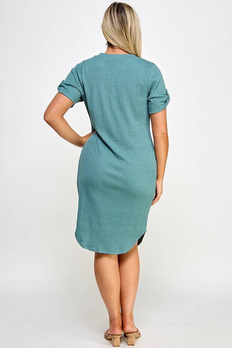 Haute Fox Plus Size & Contemporary – wholesale Klänning - Dam – Plus Size Smocked V-ringad skjortsvansklänning PL2463P-D10