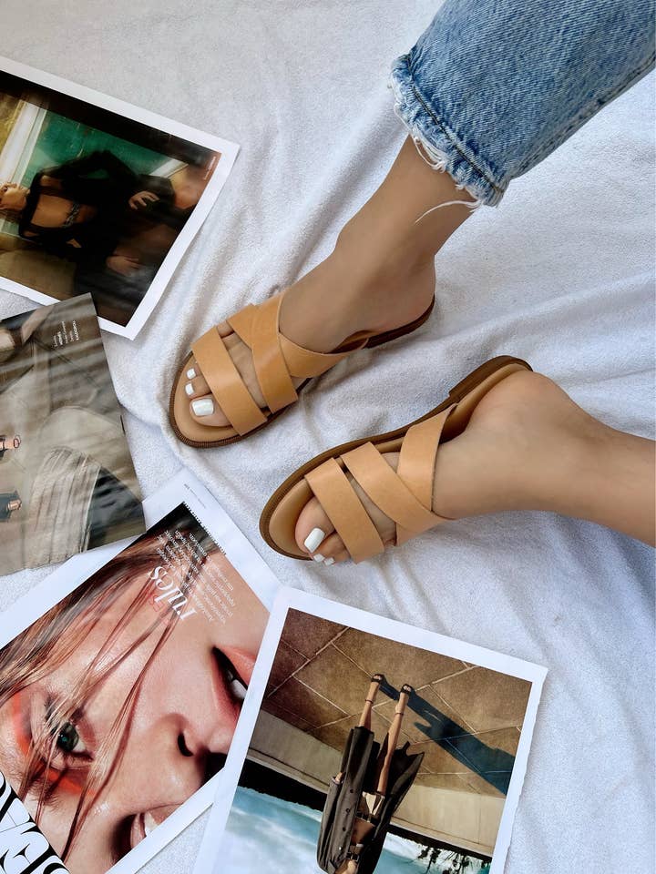 X sandaler läder, brunt läder sandaler, Criss Cross sandal för wholesale av Christina Christi