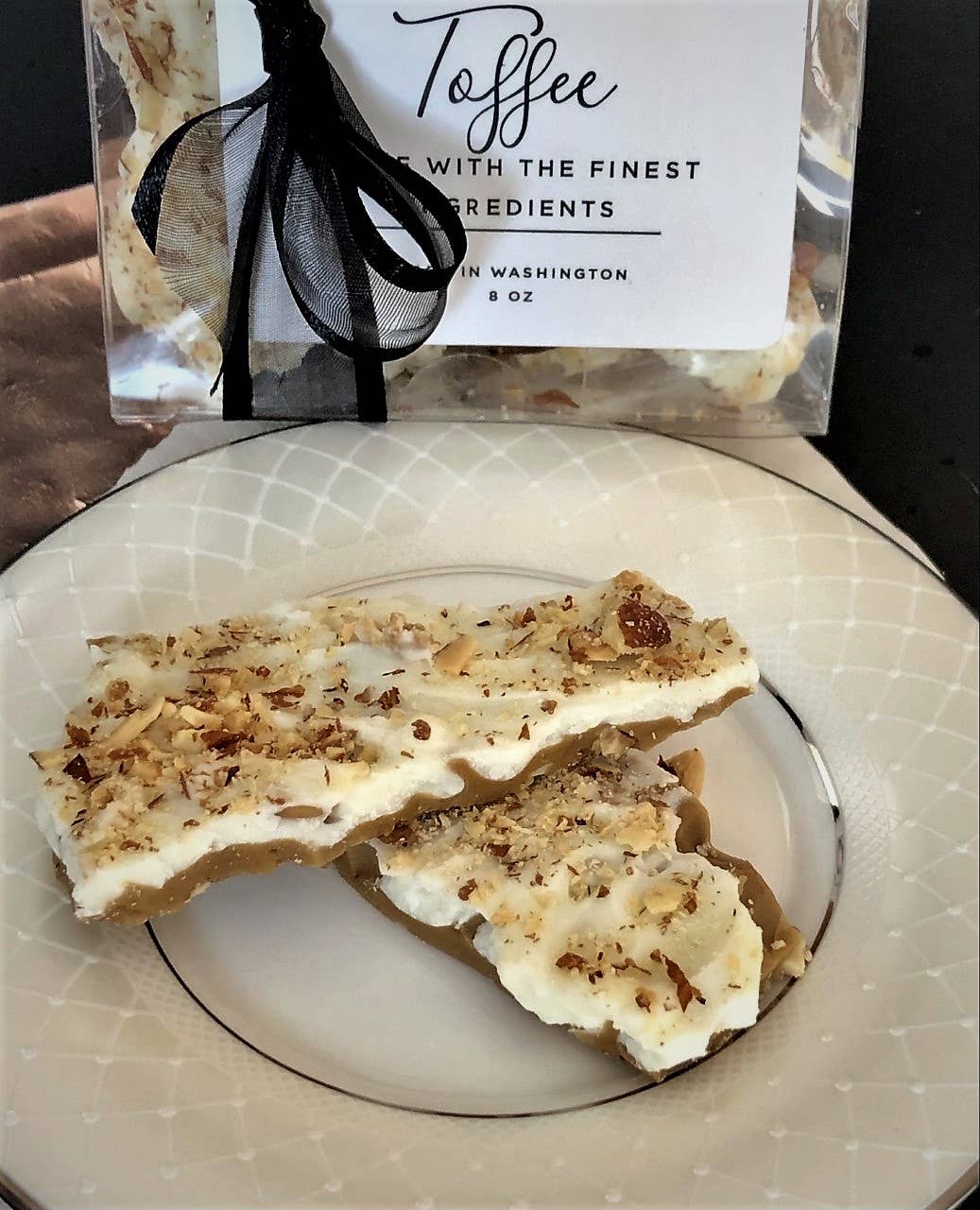 Jensen Toffee Company - Vendita all'ingrosso Toffee - Toffee con mandorle e cioccolato bianco3