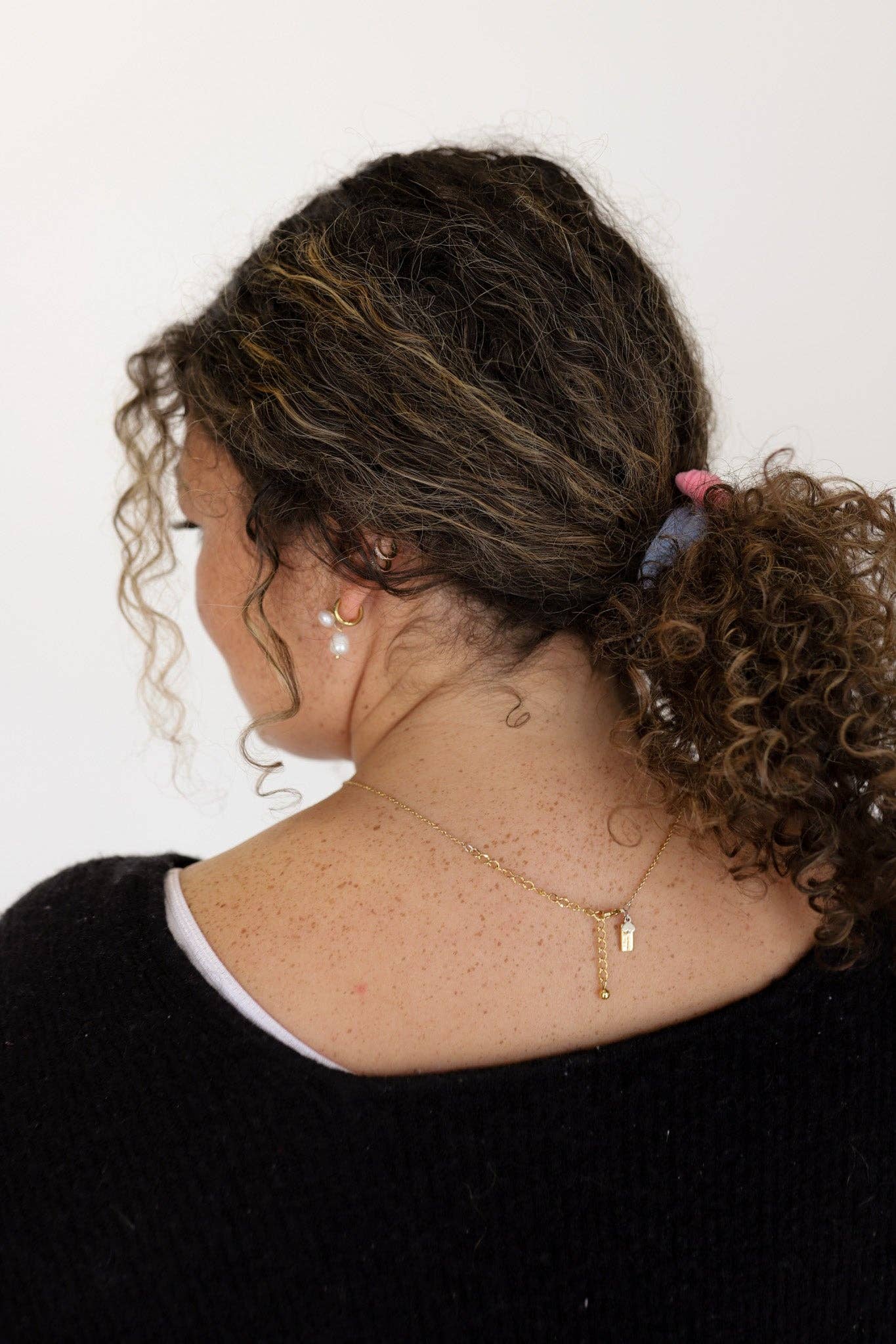 KAXI – wholesale Hårsnoddar – Dam – Tvåfärgade rosetter med bakåtslickat hårband37