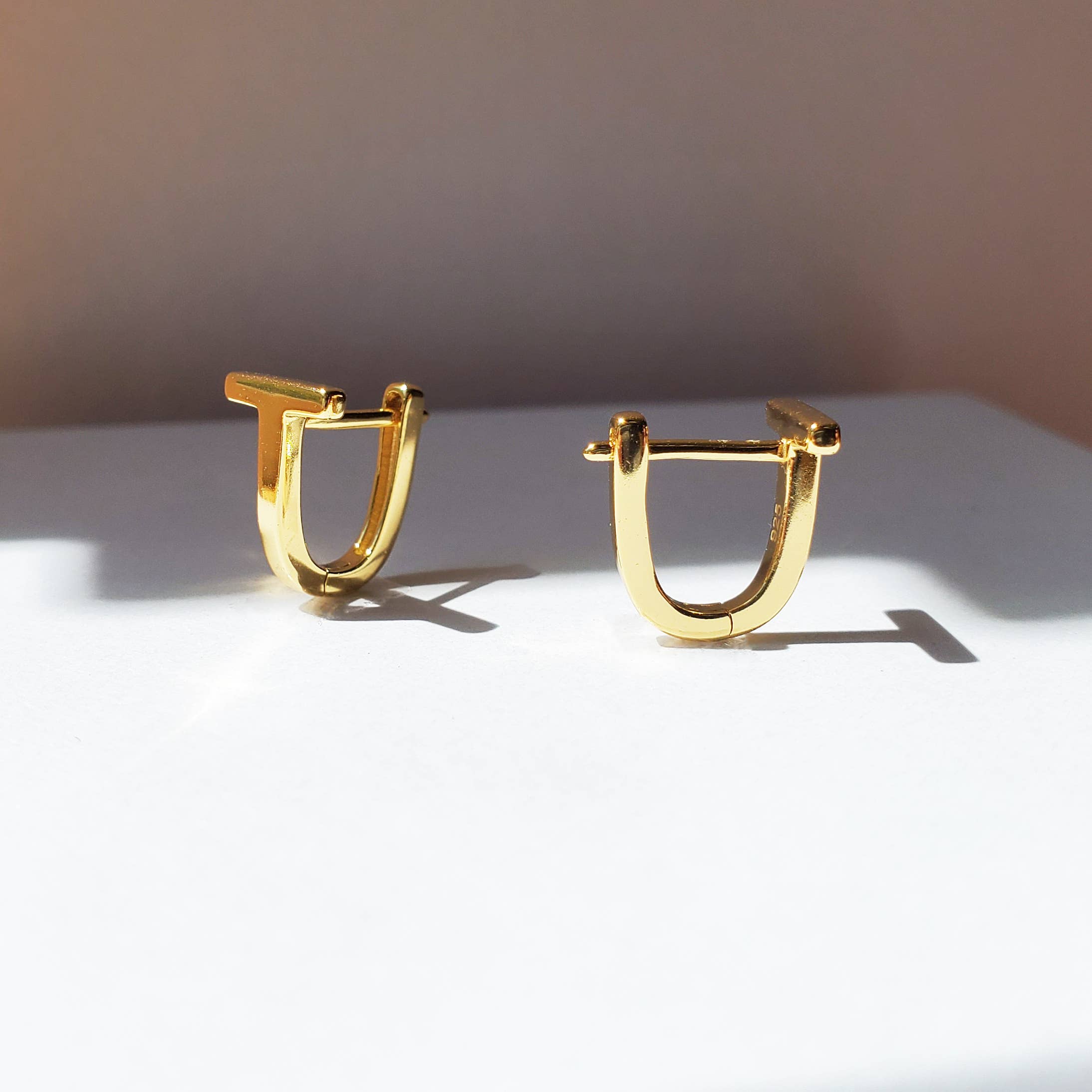 HolyBang Jewels - Wholesale Hoop Earrings - MINIMALIST T BAR HOOP EARRINGS - E-H100291