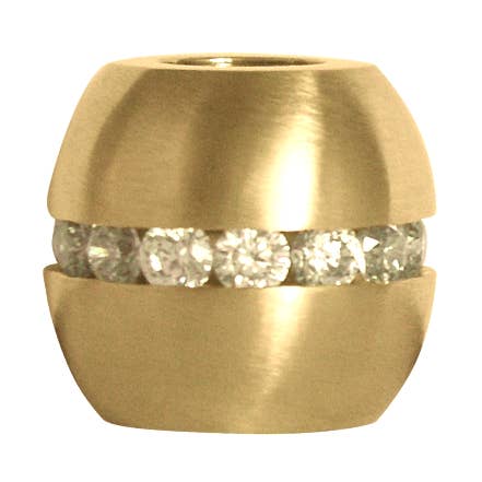 pendentif pierres rondes encerclant l'or pour la vente par Style Republic - Carsten Maletz