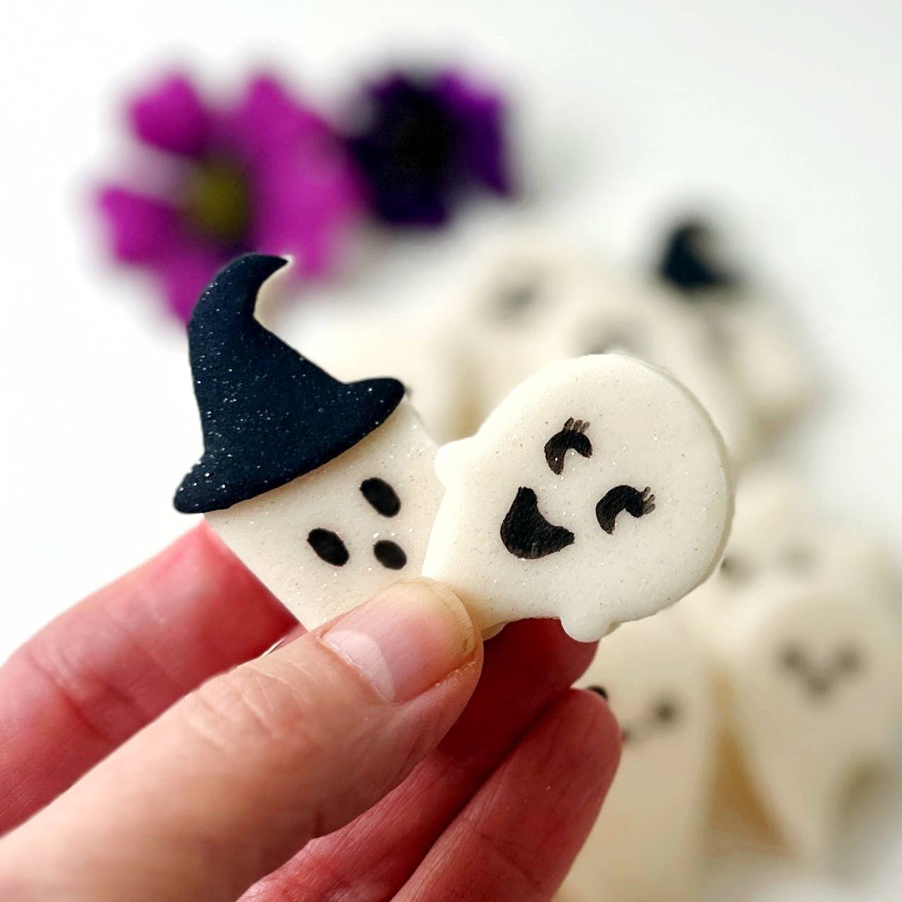 marzipops – wholesale Boiled sweets – Gourmet Marzipan Halloween Glitter Ghost Candy3