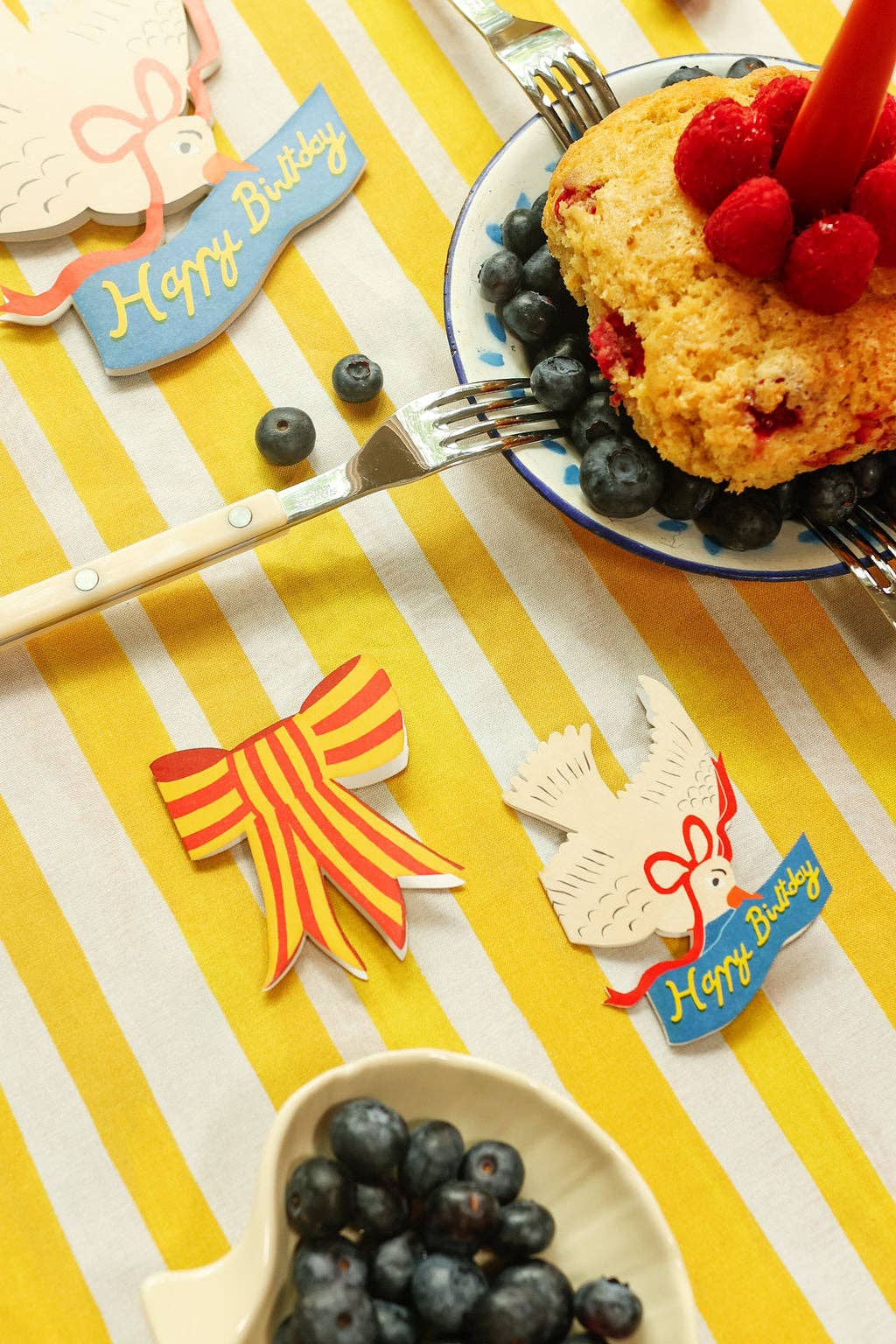 Isatopia - Wholesale Birthday Card - Happy Birthday Bird Mini Cards - Box of 63