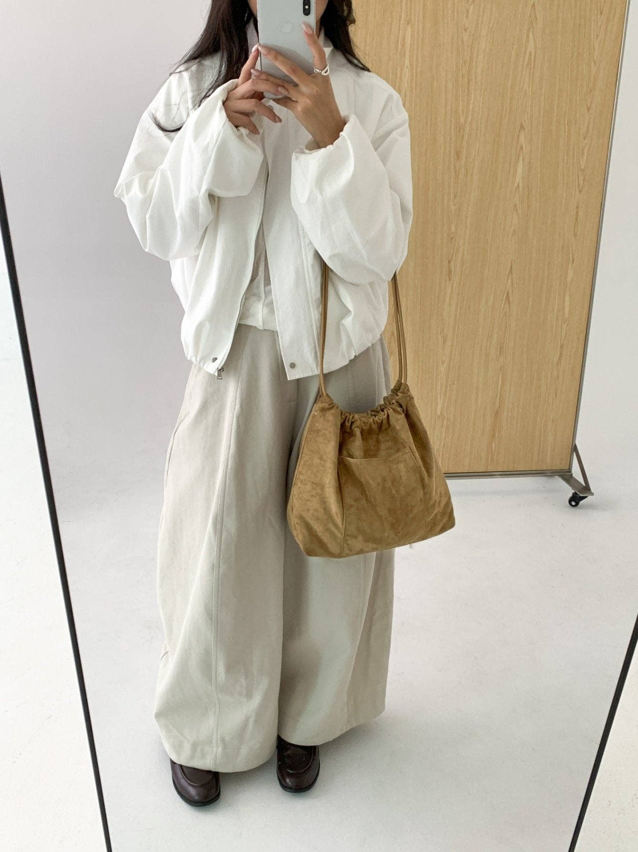 Little Light - Wholesale Shoulder Bag - Women's - Stella Soft Suede Gather Bucket Bag3