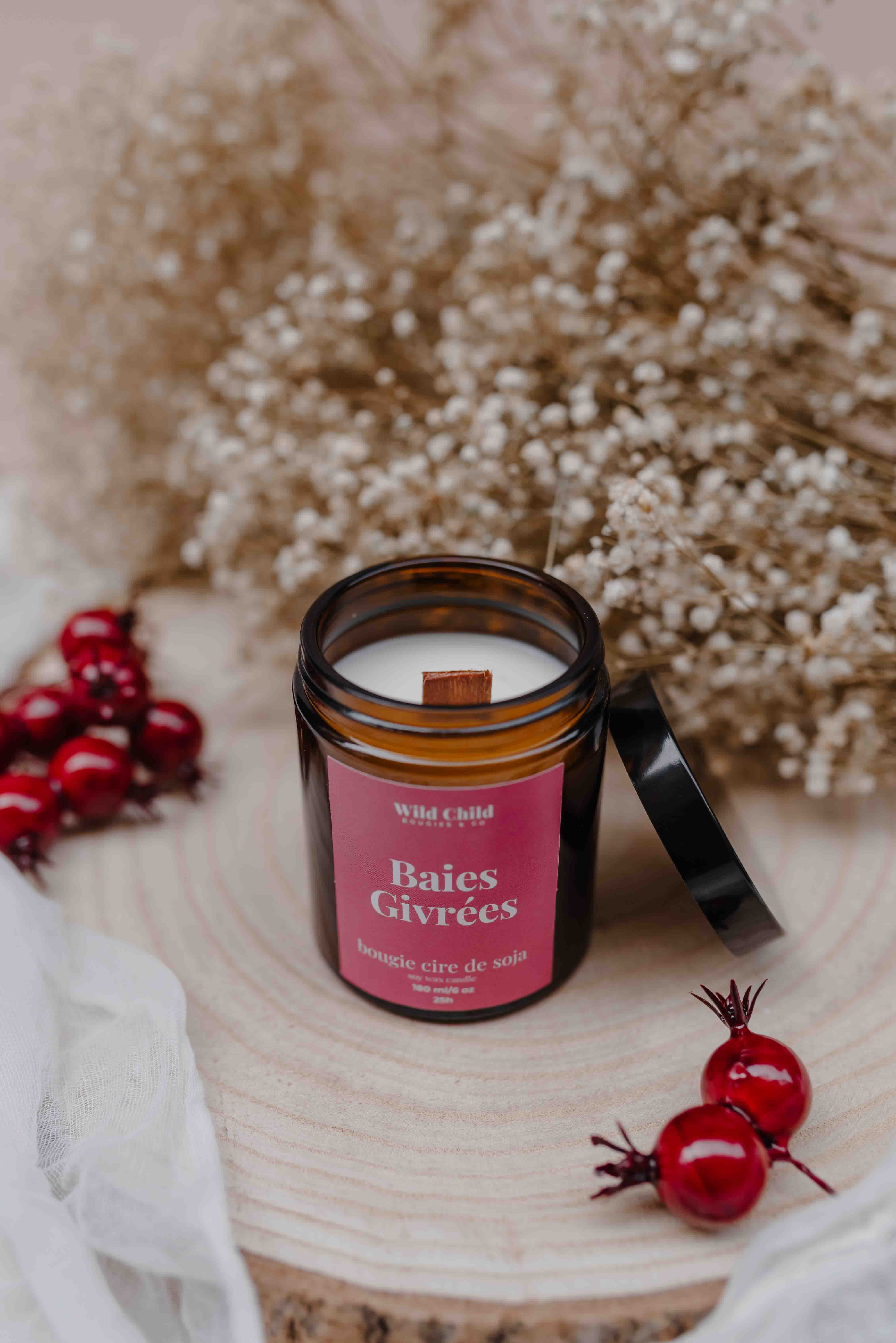 WILD CHILD Bougies & Co - Wholesale Jar/Filled Candle - “Frosted berries” Christmas candle - Vegetable wax - 25h4