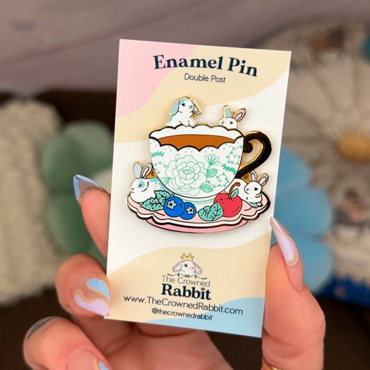 The Crowned Rabbit - Wholesale Lapel Pin/Button - Tea Cup Rabbit Enamel Pin2