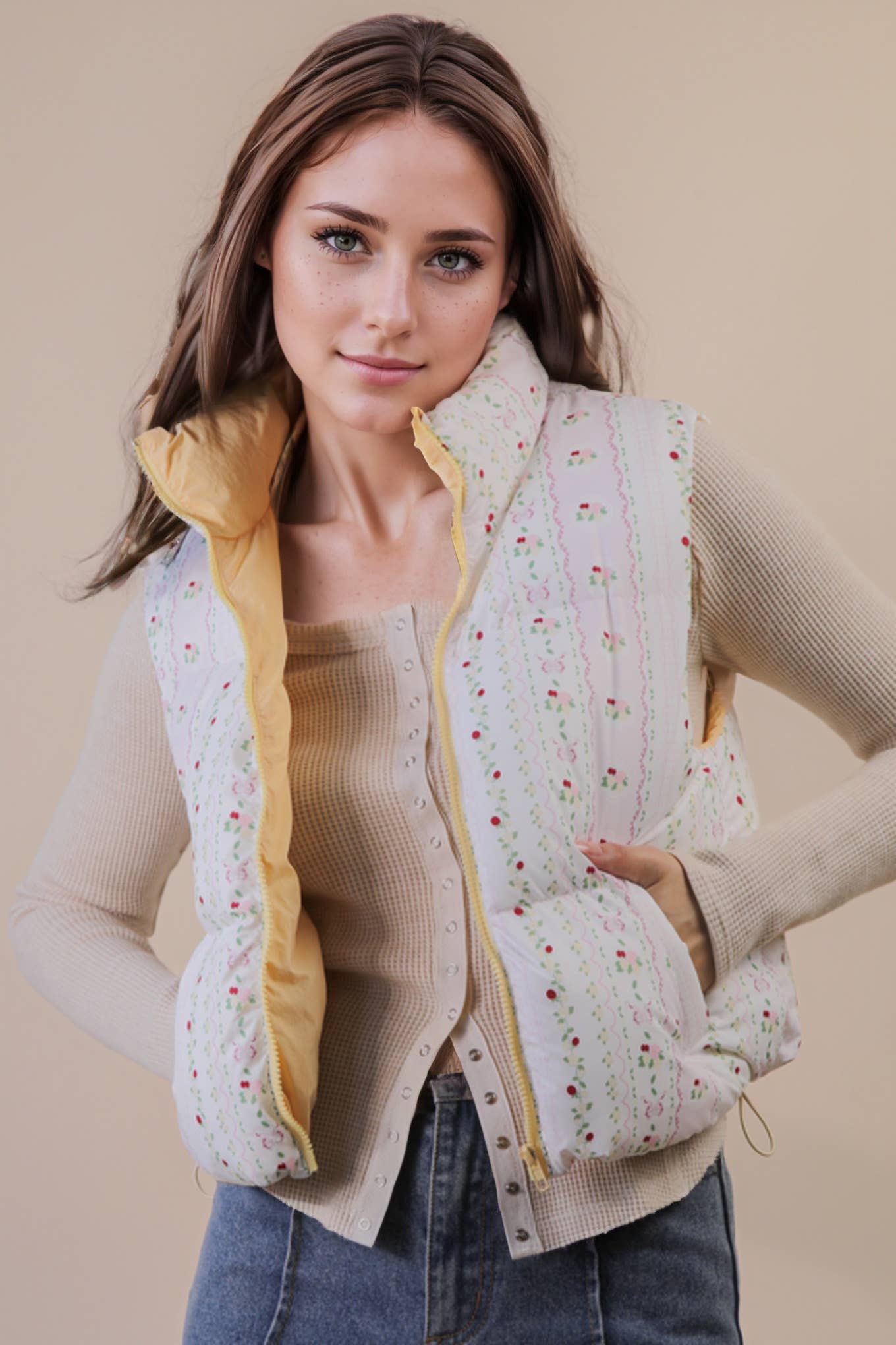 VERY J - Wholesale Outerwear Vest - Women's - NJ90395-Floral Printed Cropped Puffer Vest10