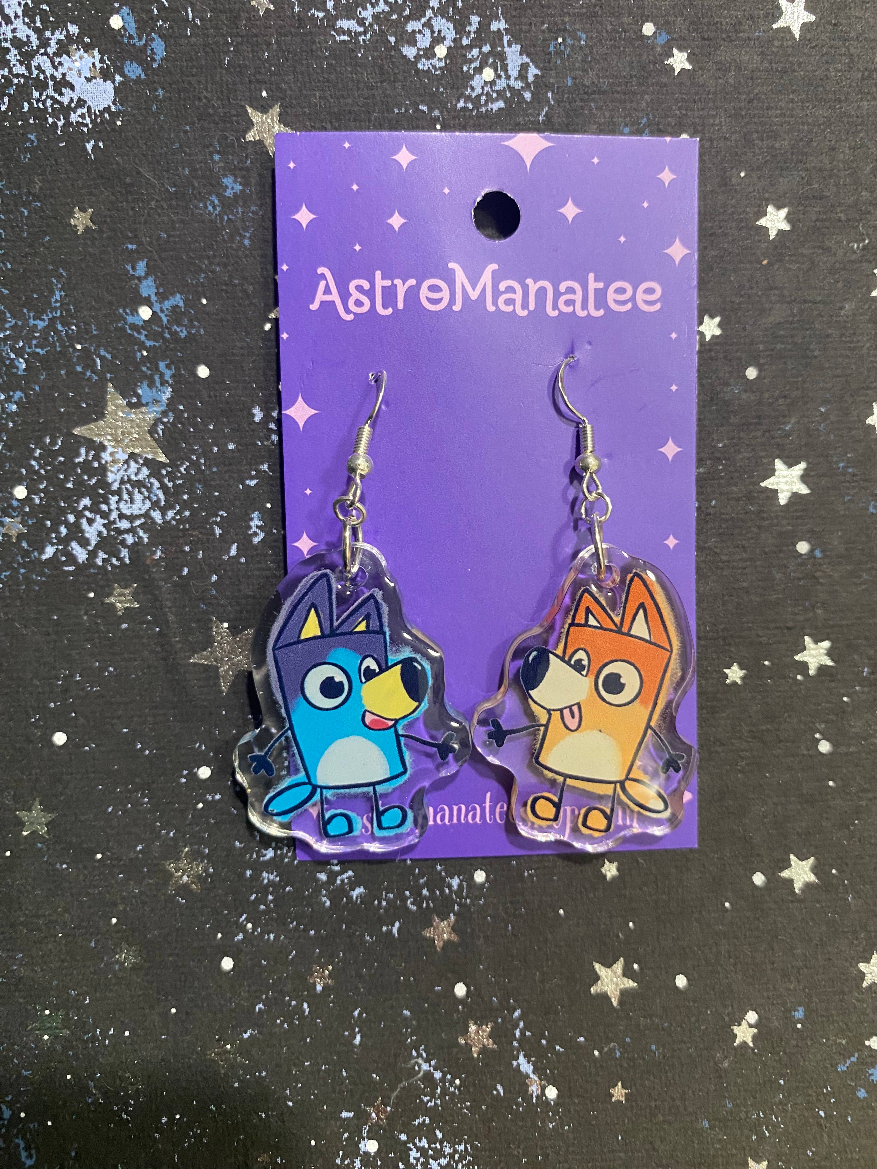AstroManatee Shop – Engroshandel Hængeøreringe og creoløreringe – Bluey og Bingo øreringe//søde øreringe til lærere3