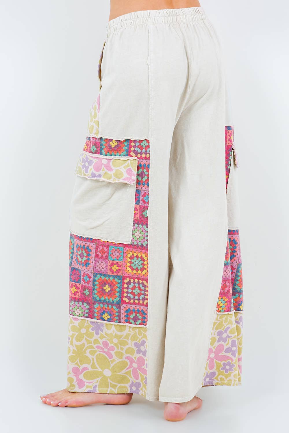 J.Her - Wholesale Pants - Women's - MineralWash Boho Crochet Floral Printed Pants HP57585