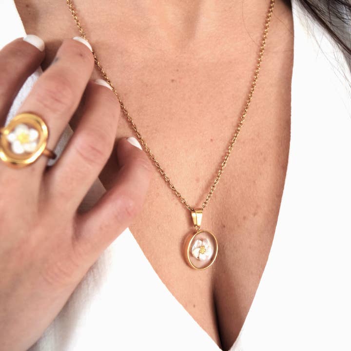 Emy Necklace for wholesale by Manacreations