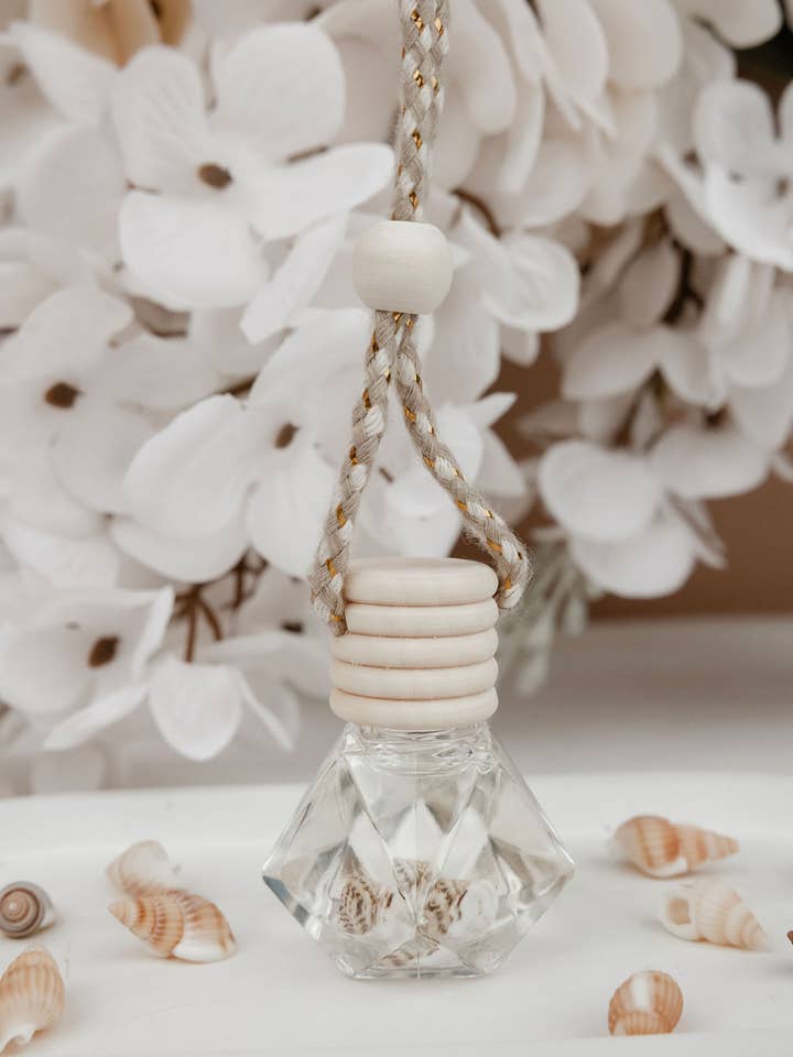 Beach Linen Car Diffuser for wholesale by Hooties Candles and Things