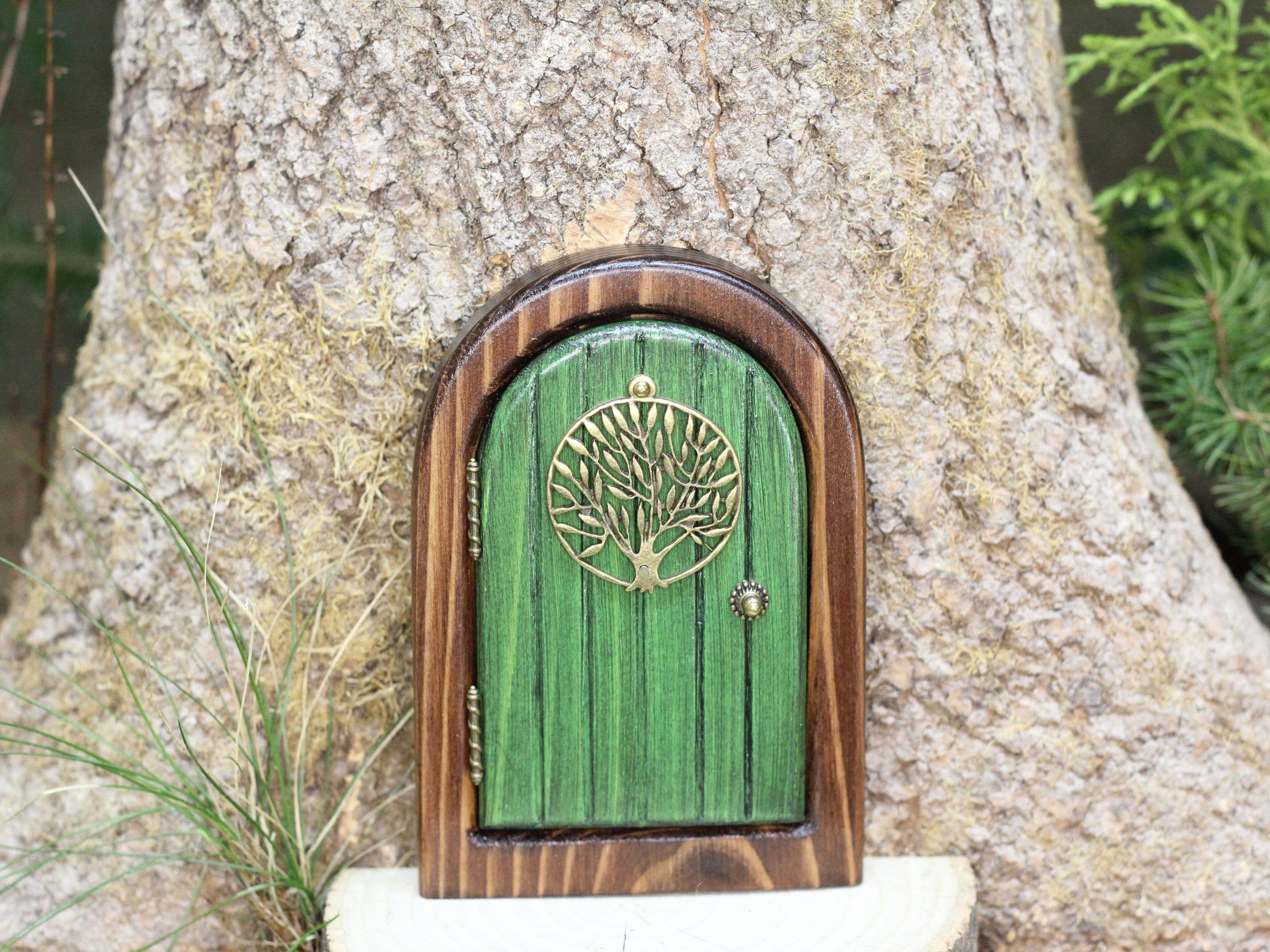 Sugar Bush Fairy Doors - Wholesale Outdoor Ornament/Decor - Wee Tree of Life Fairy Door1