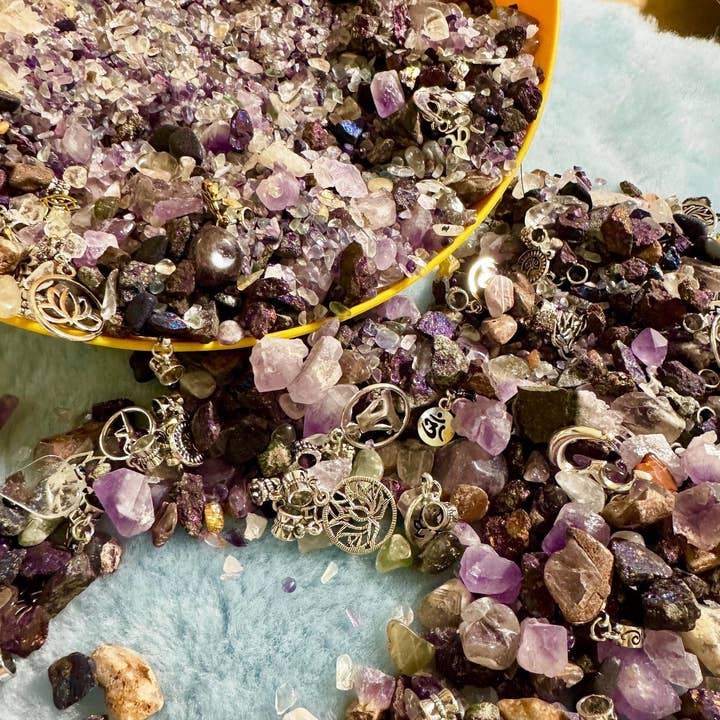 Elf Kendal Hippies - Wholesale Spiritual Stone/Crystal - Crystals confetti Christmas fairyland stones 20g bag of gems24