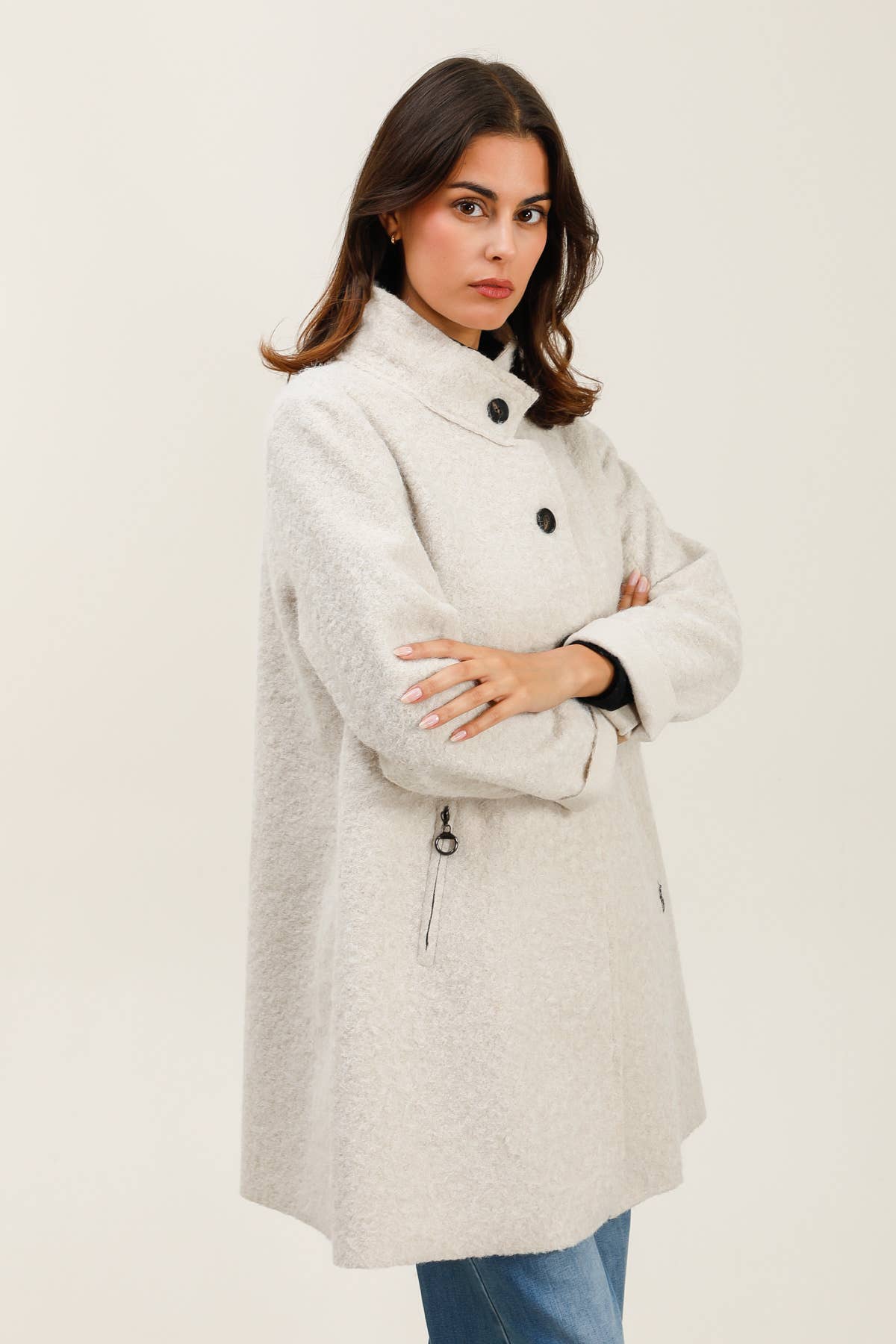 Lucky Nana – wholesale Rock - Dam – AH 25275 - Kappa med Knappar och Dolda Dragkedjefickor – Elegans2