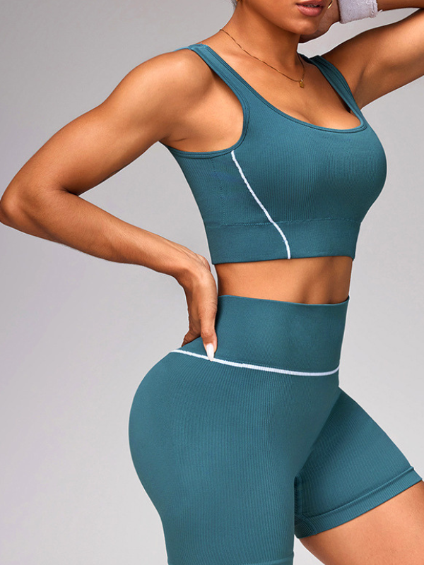 Green Women's U-neck sports bra + yoga shorts two-piece set for wholesale on Faire3