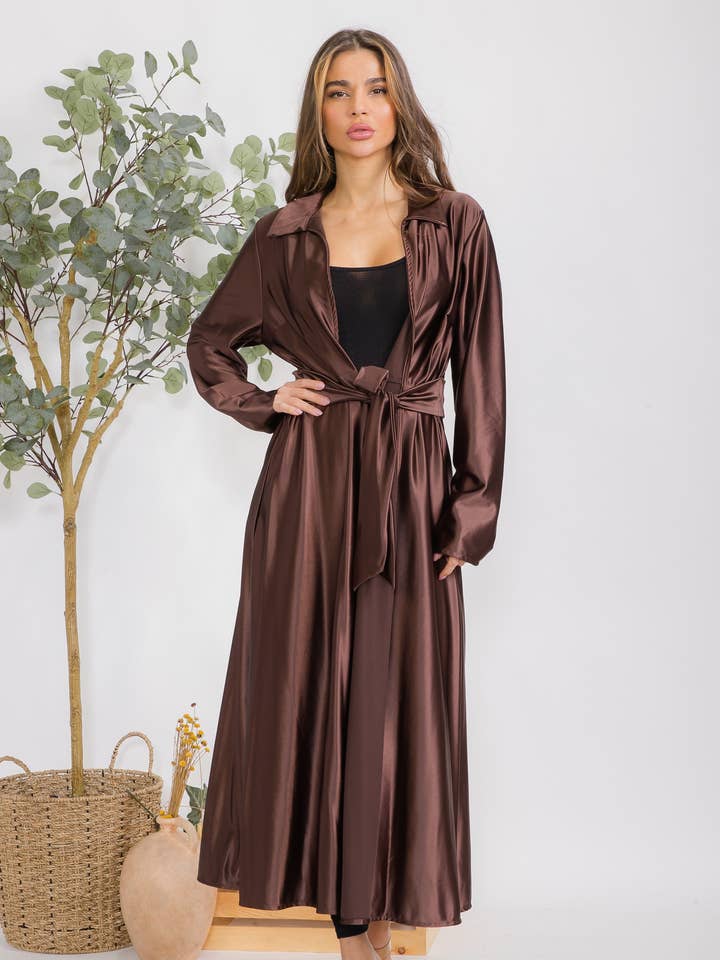 HH530R-S SATIN DUSTER für den Großhandel von H&H Fashion Inc.