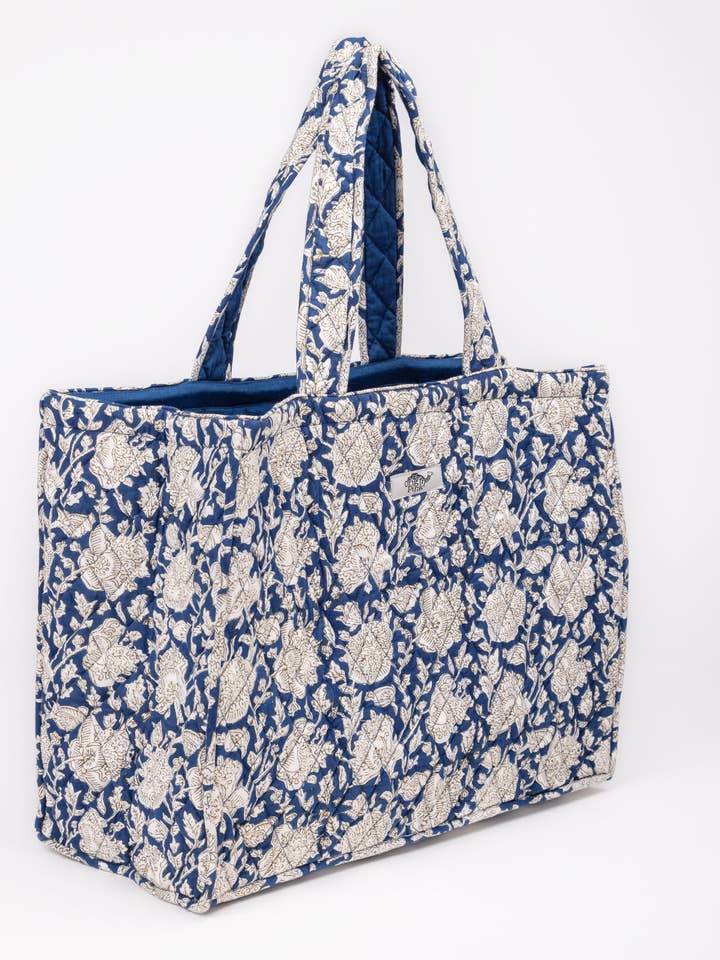 Sac de courses matelassé fleuri | Sac utilitaire en édition limitée pour la vente par Origin Pink