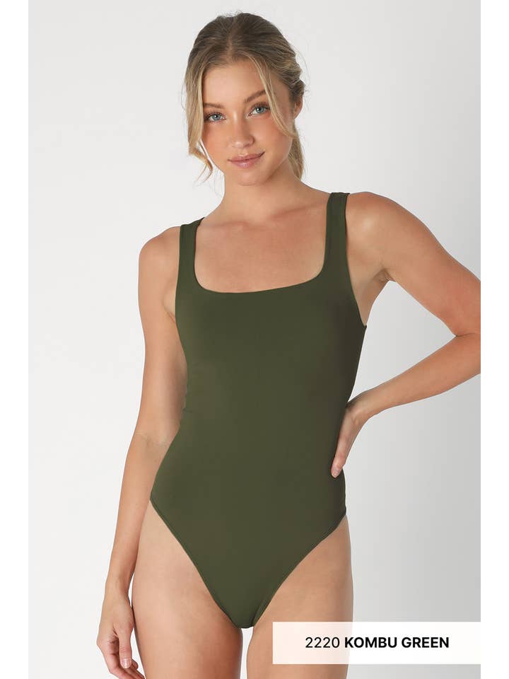 NIKIBIKI - Vendita all'ingrosso Body - Donna - Body con scollo quadrato NS826218