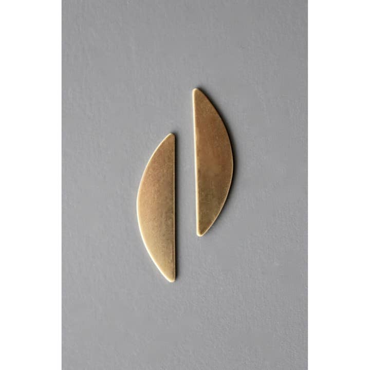 David Aubrey Jewelry - Wholesale Stud/Post Earrings - BKNE60 Half moon brass post earrings
