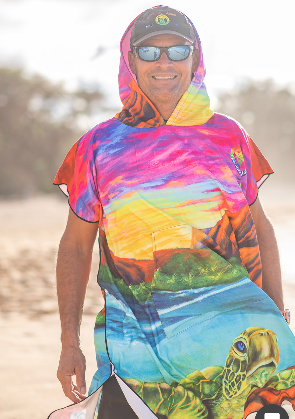 Upcountry Aloha – wholesale Poncho – Unisex – Turtle Artist Collection Microfiber Poncho1