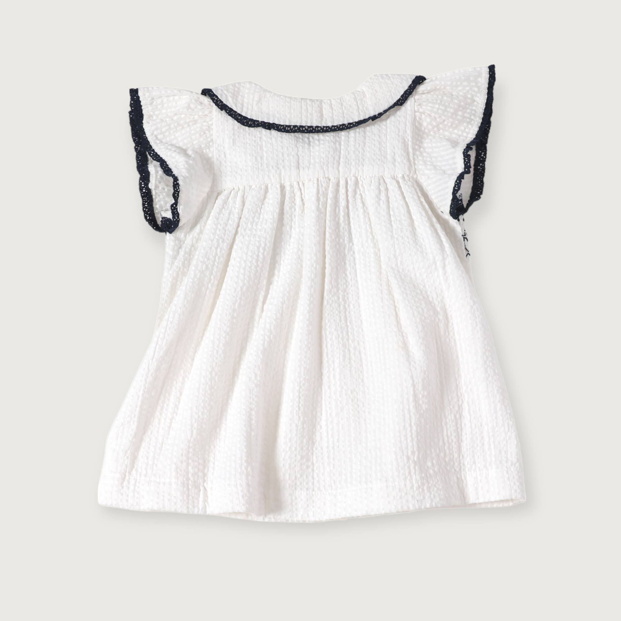 Bianco Off Abito da bambino Celine bianco in seersucker con camicia e Bloomer Organic in vendita all'ingrosso su Faire4