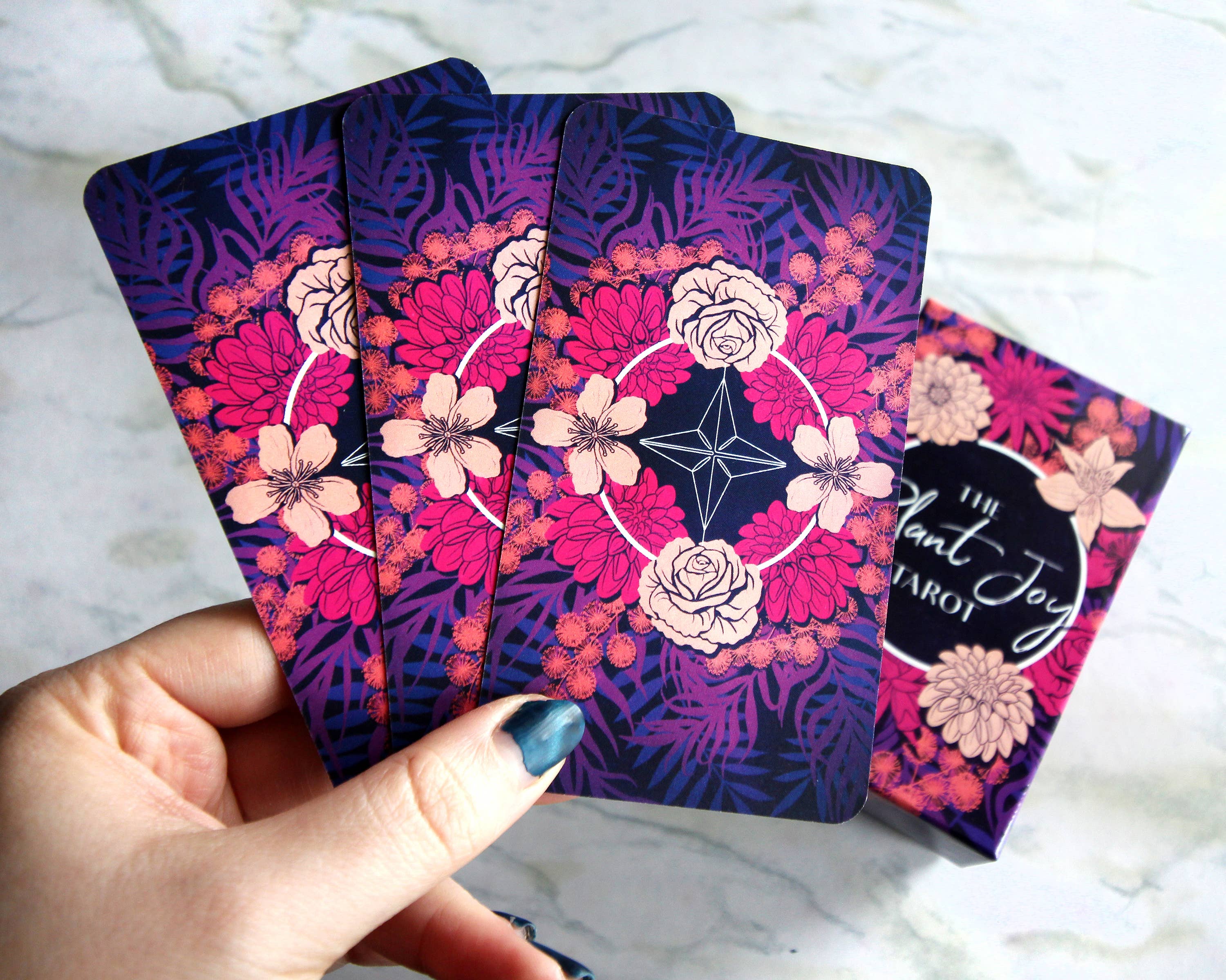 Joyseeker Tarot - Venta al por mayor Cartas del tarot - Baraja de Tarot Plant Joy | Plantas, flores y animales1