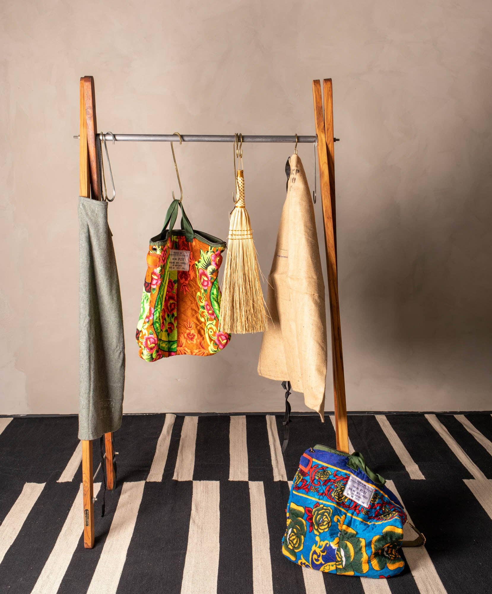 Puebco - Wholesale Tote Bag - Women's - MAO'S HELMET BAG10