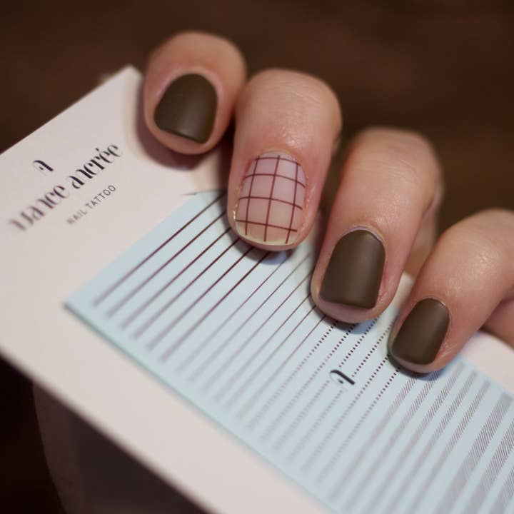 Brown Tartan Nail Tattoos for wholesale by Nuance Ancrée