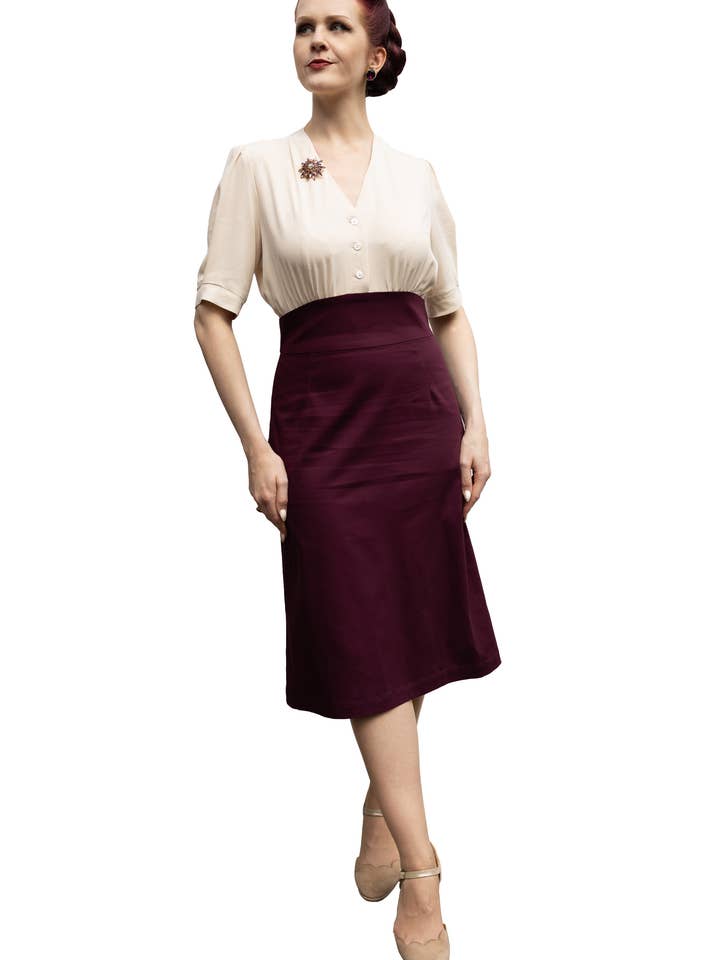 Jean - Robe de jour des années 40 à col en V pour la vente par Gabriele Sabe