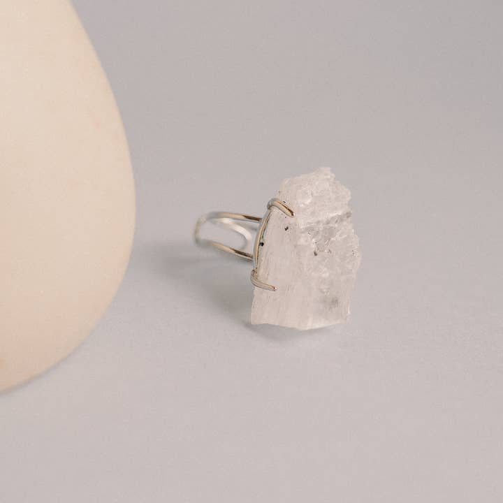 PHOEBE´S - Wholesale Cocktail/Statement Ring - Anillo de Cuarzo Cristal Natural | Ajustable en Plata o Oro4