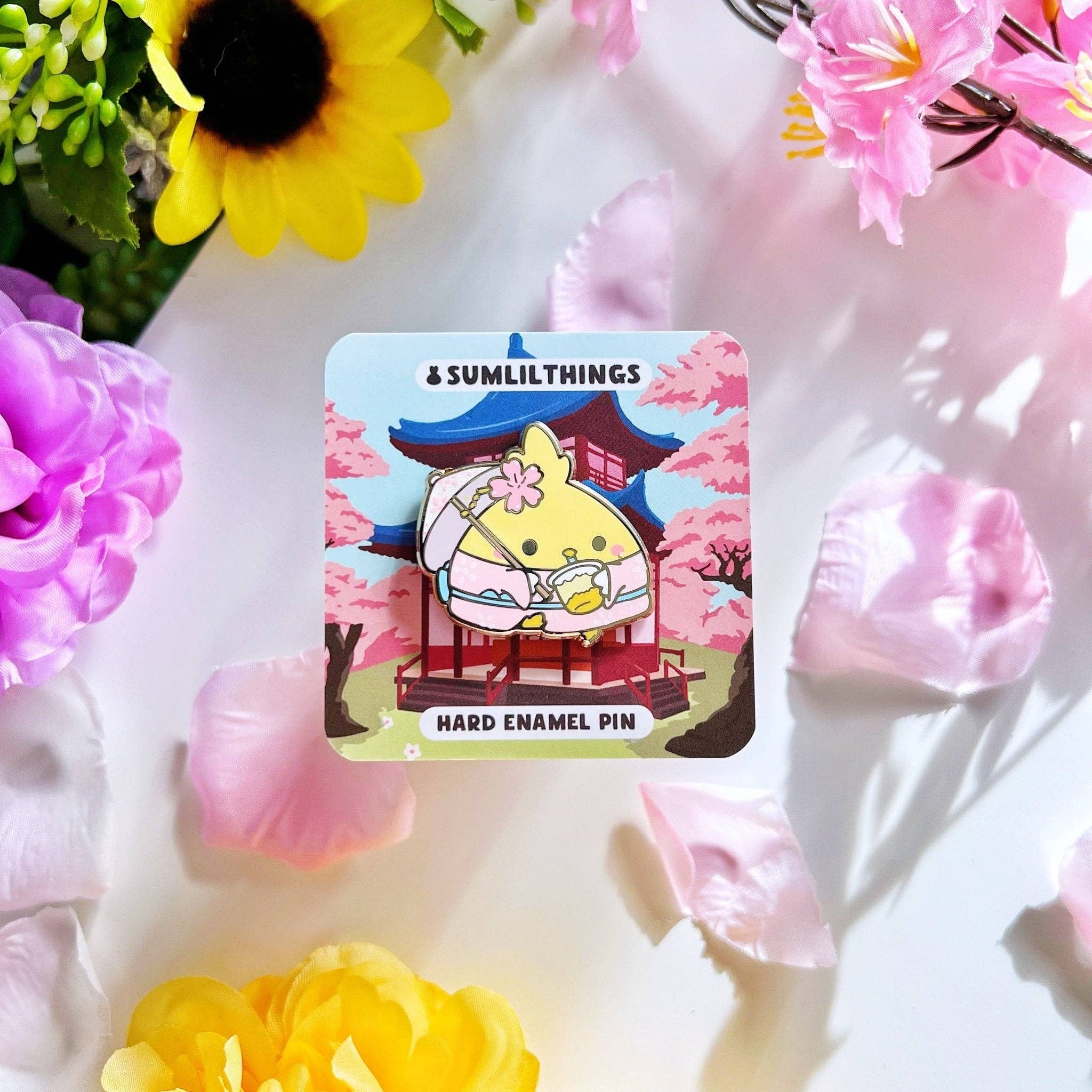 SumLilThings – wholesale Lapel pin/button – Enamel Pin - Chichi the Cockatiel with Mango Pomelo Drink2