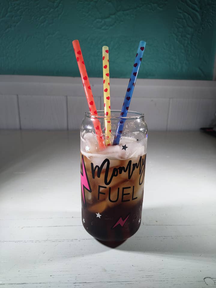 Color Changing with Red Hearts Straw Collection for wholesale by Scratch Decor