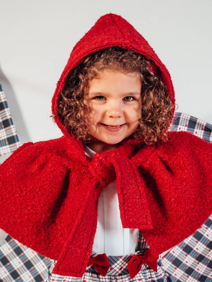 Cape pour fille avec capuche et nœud pour la vente par BABINE-ROINSAL