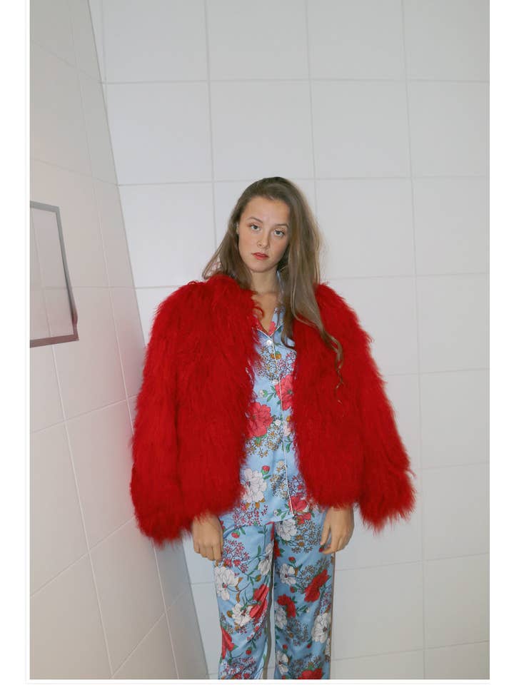 Pellobello - Wholesale Jacket - Women's - Shearling Jacket True Love Red1